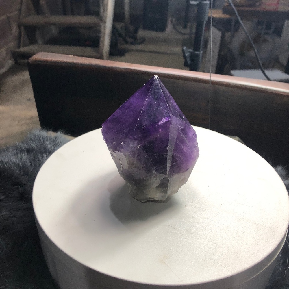 Amethyst point (Huge)